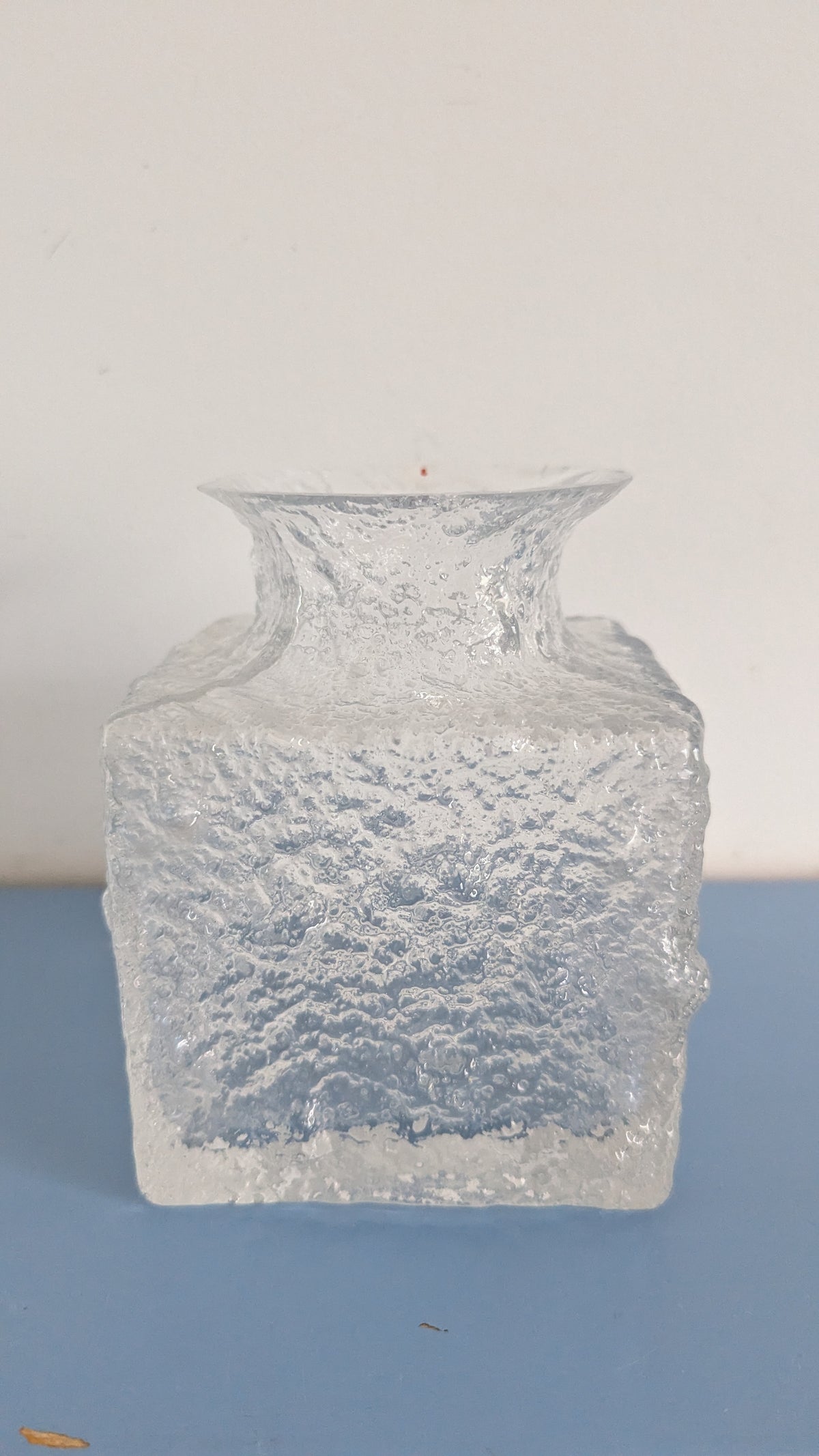 Iittala Crocus Maljakko (1968, Signeerattu, Timo Sarpaneva)