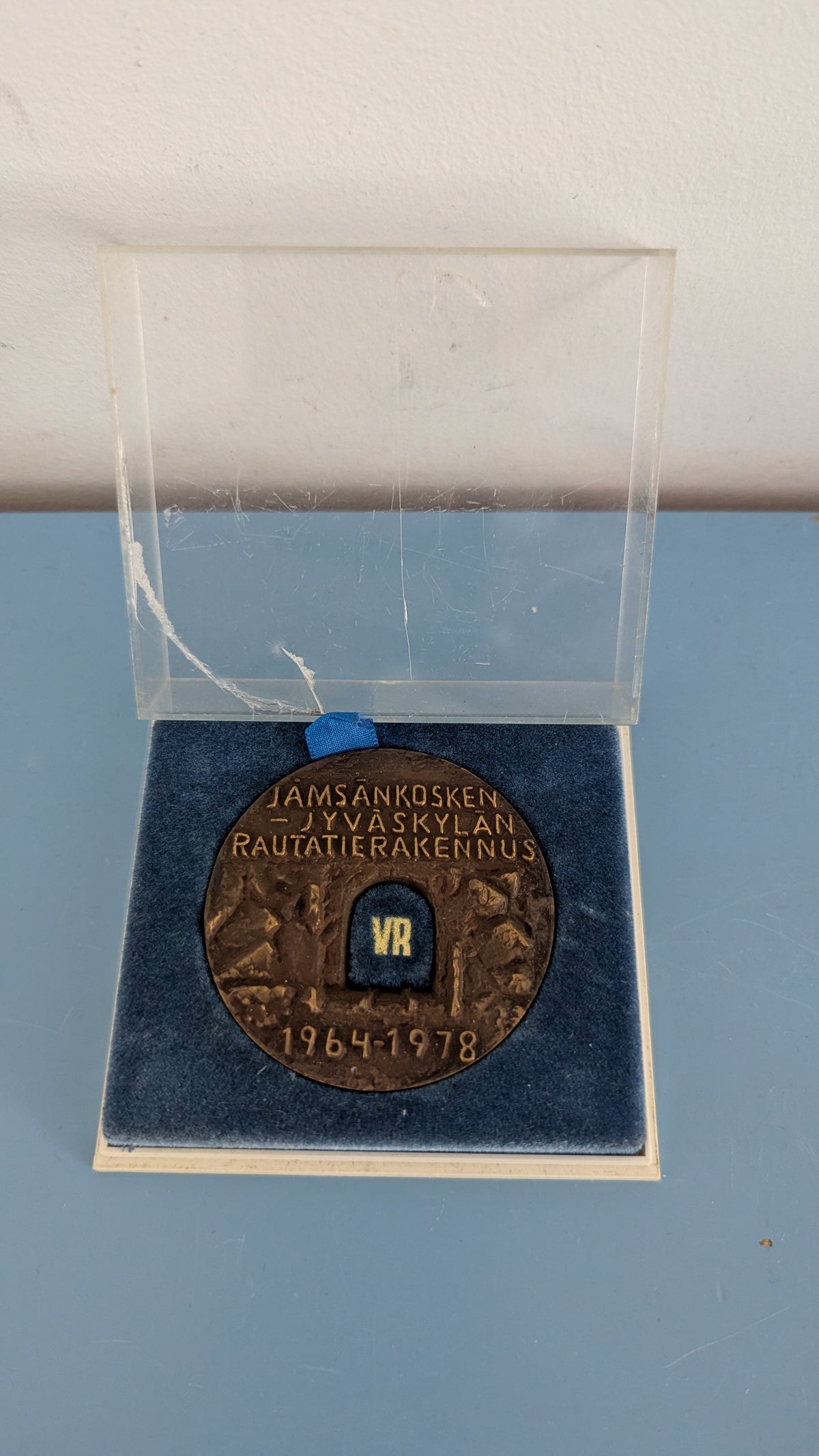 Turun Kultaseppä - Jämsänkosken-Jyväskylän Rautatierakennus Mitali (Kain Tapper)
