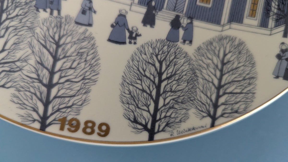 Arabia Joululautanen 1989 (Raija Uosikkinen)