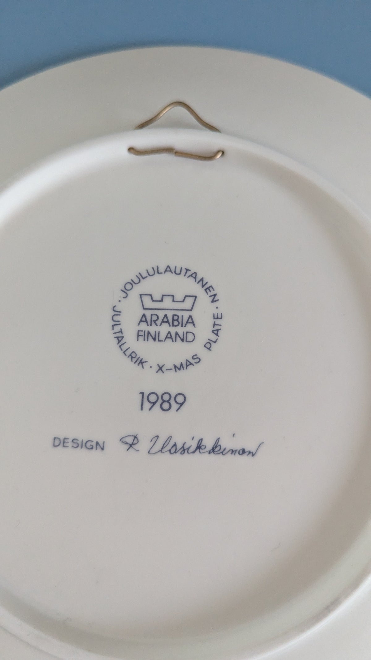 Arabia Joululautanen 1989 (Raija Uosikkinen)