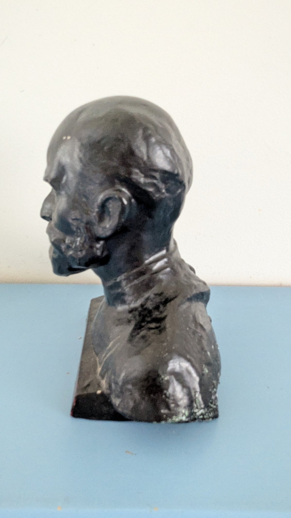 Ivan Pavlov Rintakuva / Patsas