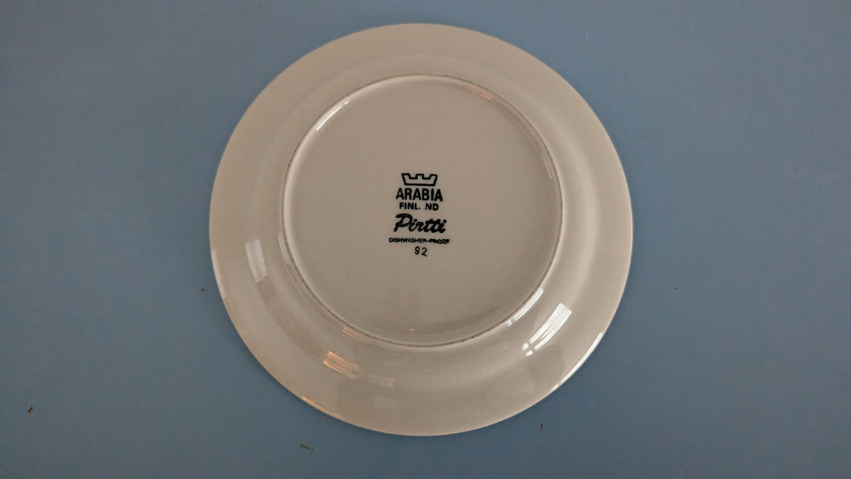 Arabia Pirtti Leivoslautanen / Leipälautanen (11kpl, 1971-1986, Raija Uosikkinen)