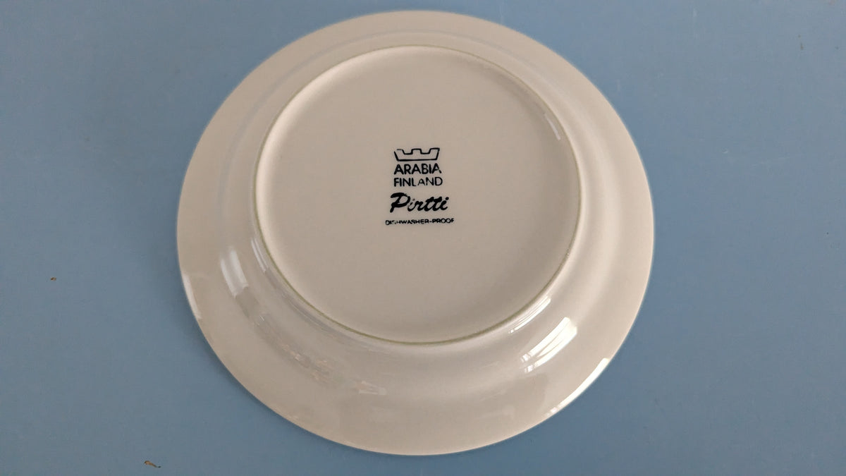 Arabia Pirtti Leivoslautanen / Leipälautanen (14kpl, 1971-1986, Raija Uosikkinen)